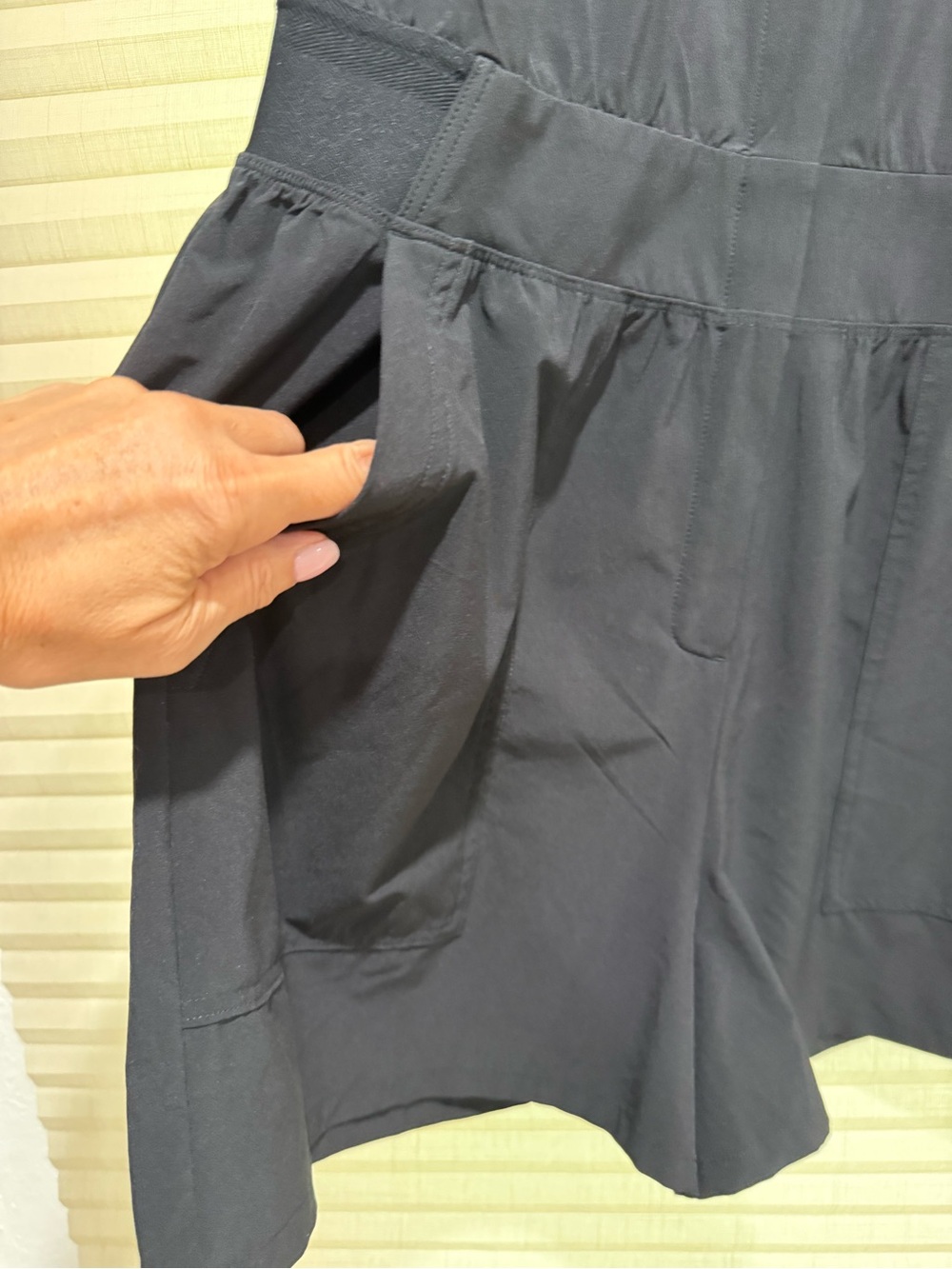 Athleta Black Sleeveless High-Waist Brooklyn Utility Romper - Picture 6 of 13